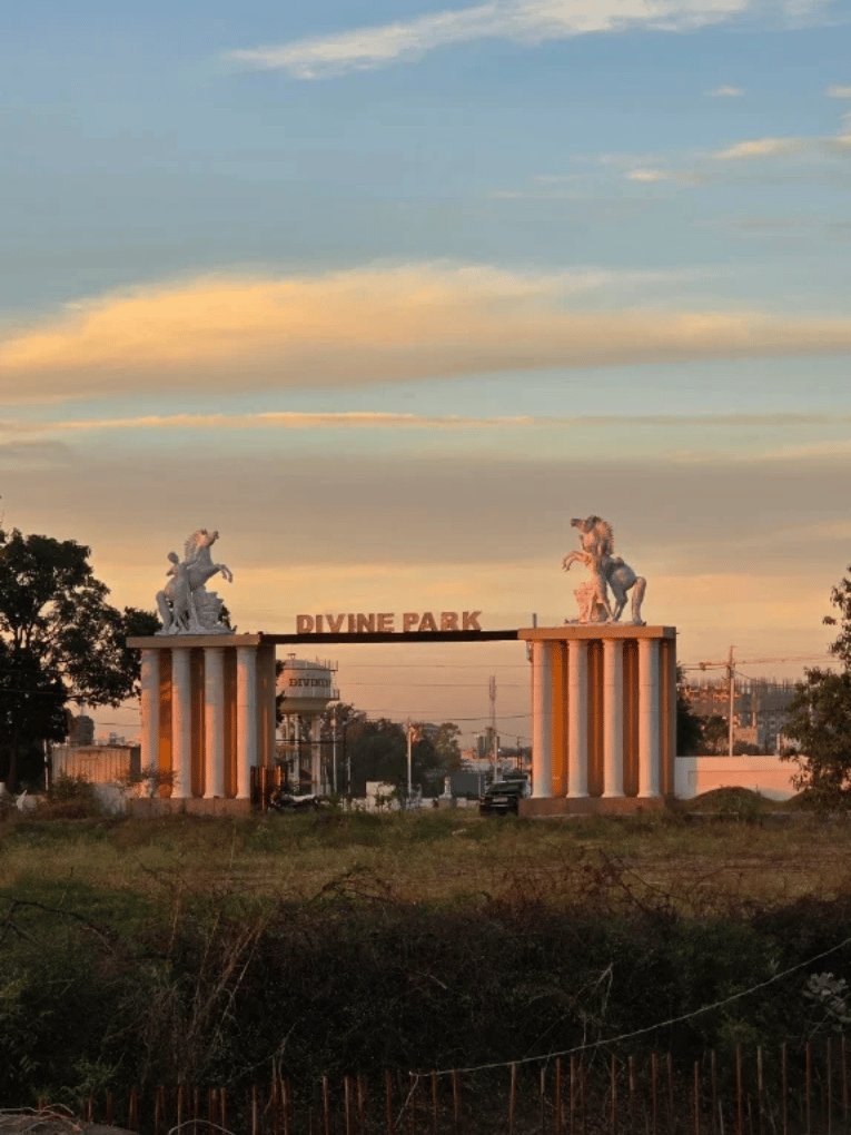 devine park